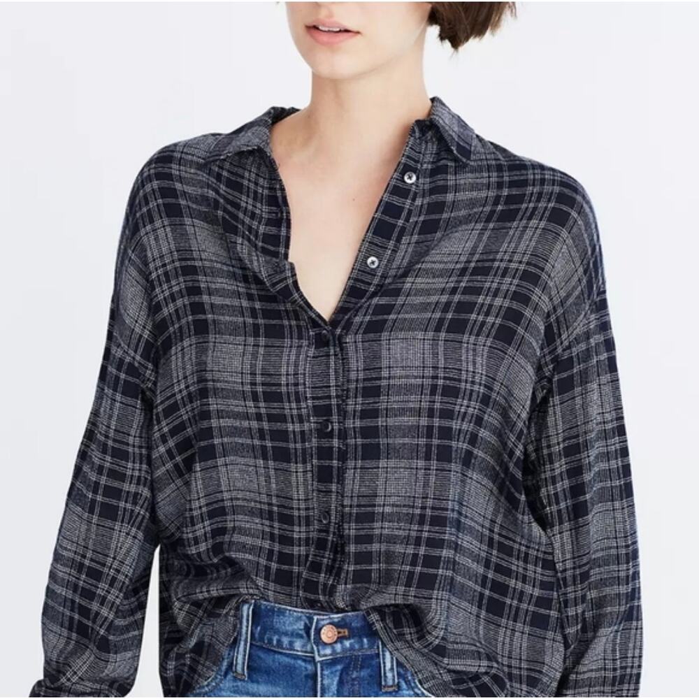 Madewell plaid button down long sleeve shirt